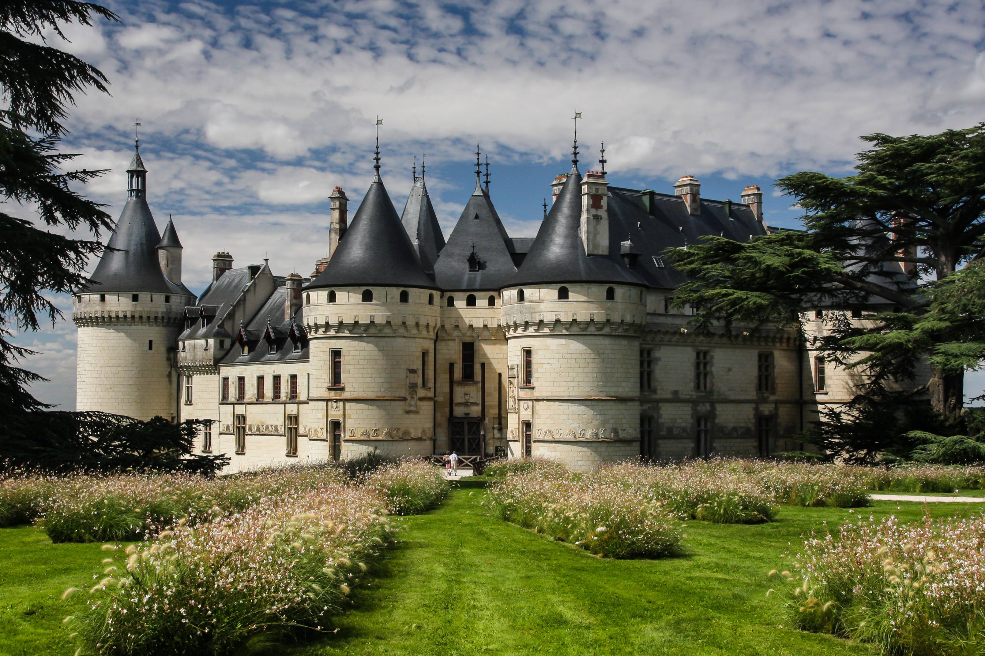 Chaumont Loire torn Chaumont Loire torn